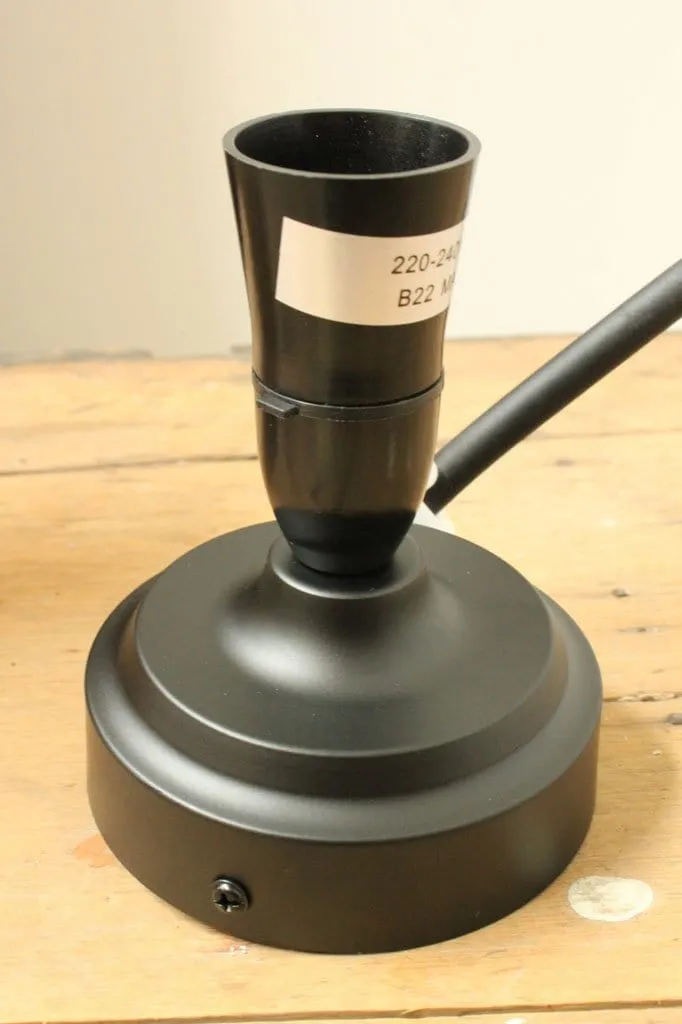 Batten Holder Light - B22