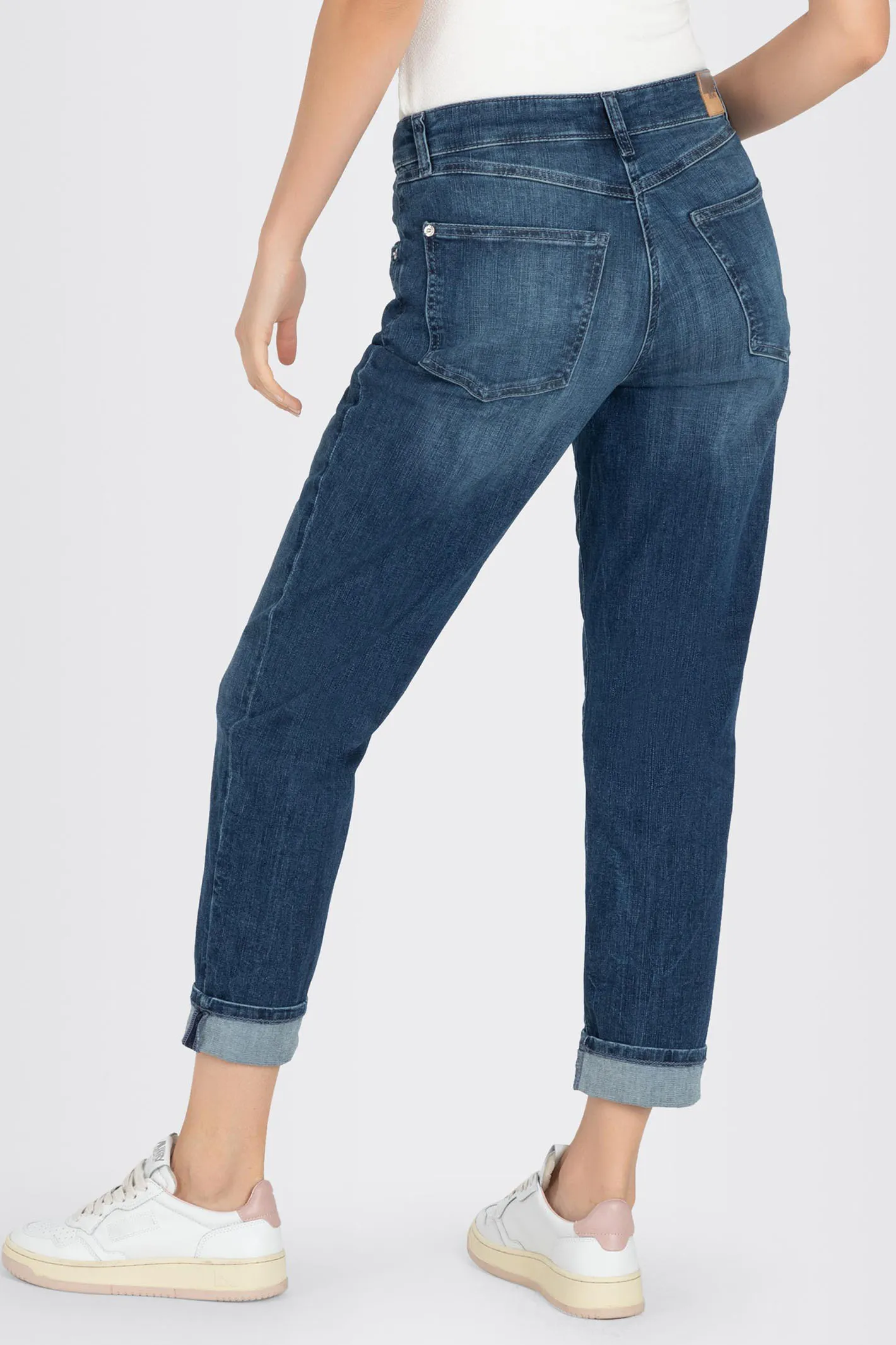 Mac 3197-90-0391 D627 Carol Blue Net Wash Lightweight Denim Jeans