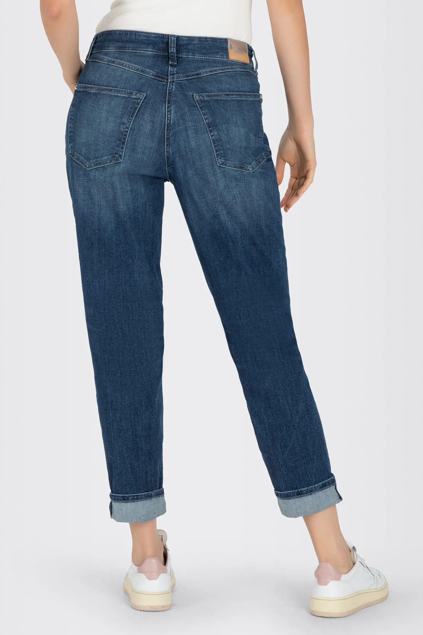 Mac 3197-90-0391 D627 Carol Blue Net Wash Lightweight Denim Jeans