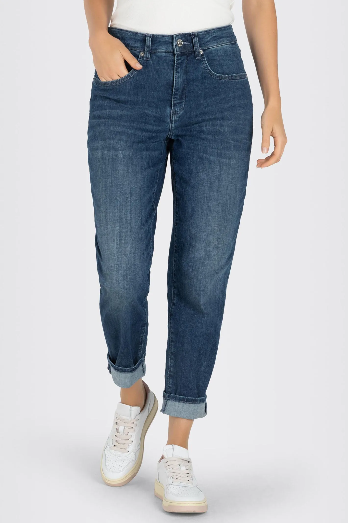 Mac 3197-90-0391 D627 Carol Blue Net Wash Lightweight Denim Jeans