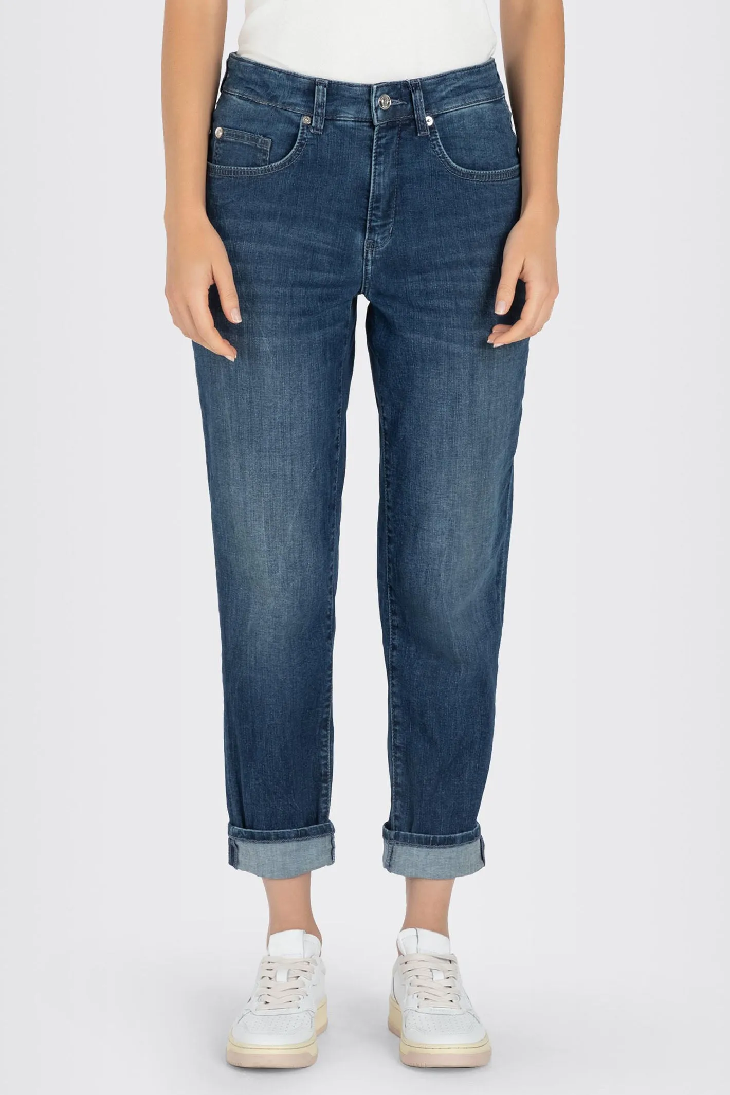 Mac 3197-90-0391 D627 Carol Blue Net Wash Lightweight Denim Jeans